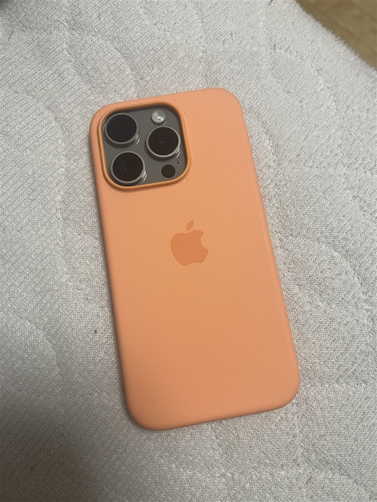 MagSafe対応iPhone 15 Plus シリコーンケース　オレンジソルベ Amazon.co.jp: Apple MagSafe対応iPhone 15 Proシリコーンケース
