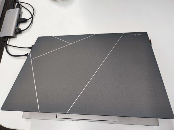 ASUS Zenbook S 13 OLED (UX5304) | ZenBook | ノートパソコン