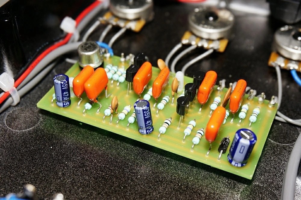 70sサバスサウンド！』 CASTLEDINE ELECTRONICS The Wizard K(き