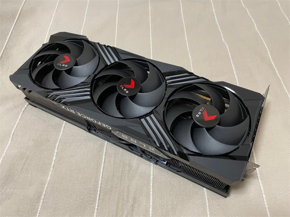 PNY GeForce RTX 4090 24GB XLR8 ゲーミング VERTO EPIC-X RGB オーバークロック トリプルファン  VCG409024TFXXPB1-O [PCIExp 24GB]投稿画像・動画 - 価格.com