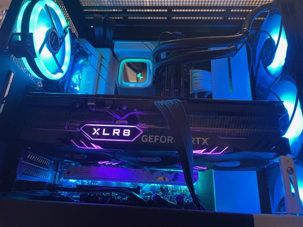 PNY GeForce RTX 4090 24GB XLR8 ゲーミング VERTO EPIC-X RGB
