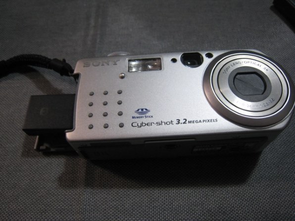 CANON IXY 900 IS デジタルカメラ 写りこみ Amazon.co.jp: Canon Digital Camera IXY DIGITAL 900 IS