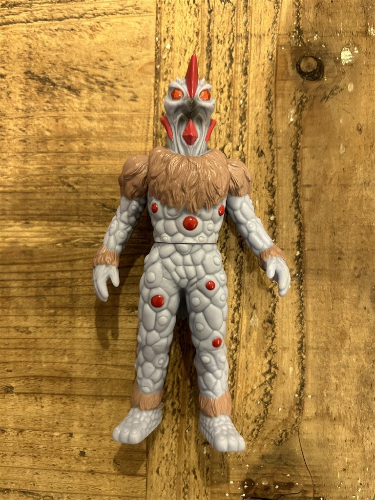 帰ってきた　ウルトラマン　ナックル星人 Amazon.co.jp: 大怪獣シリーズ ナックル星人&ブラックキング 激闘