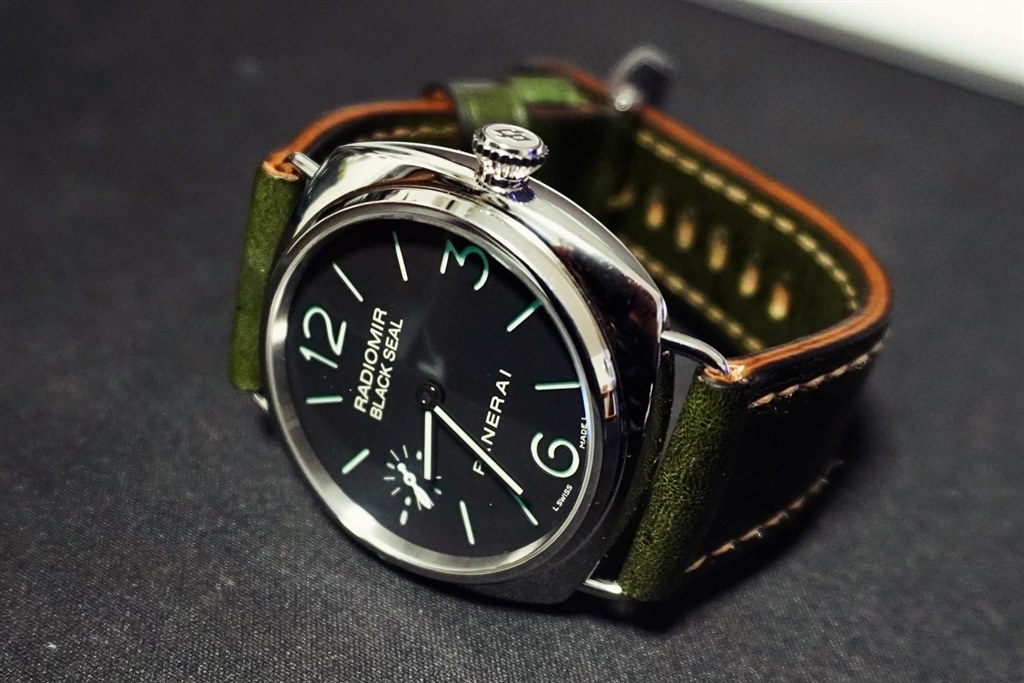 PANERAIのラジオミール ブラックシール「PAM00183」の販売なら