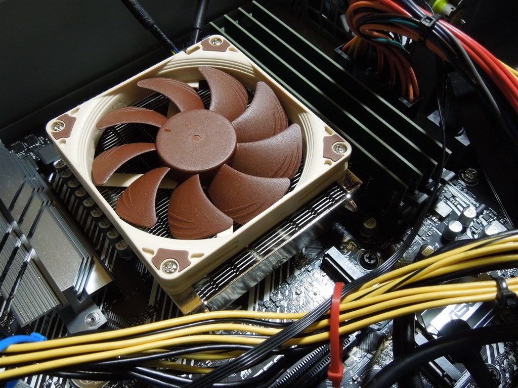 Ryzen 7 5700GとスリムPCケースを組み合わせる時にお薦めです』 noctua NH-L9a-AM4 うたたね猫さんのレビュー評価・評判 -  価格.com