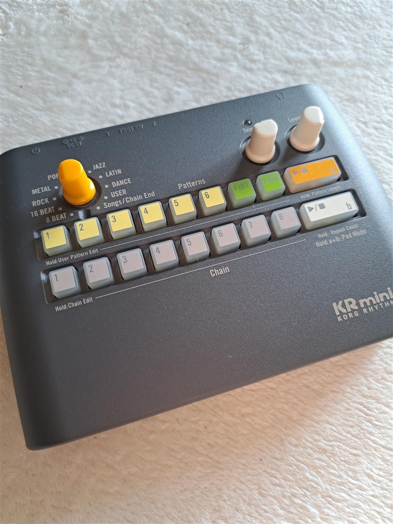 むずかしいことはしないで、楽しむリズムボックス』 KORG KR