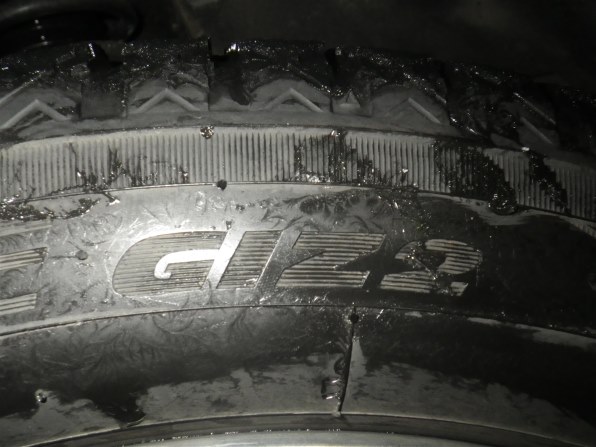 TOYO TIRE OBSERVE GIZ2 175/60R16 82Q 価格比較 - 価格.com