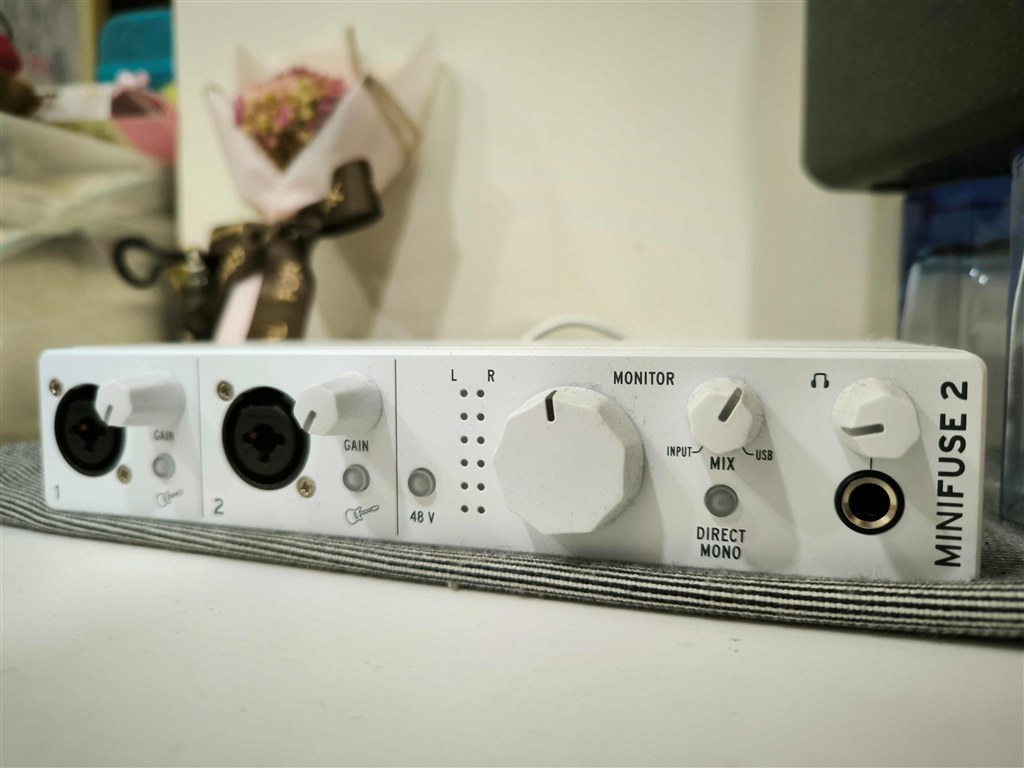 review_736444_f.jpg