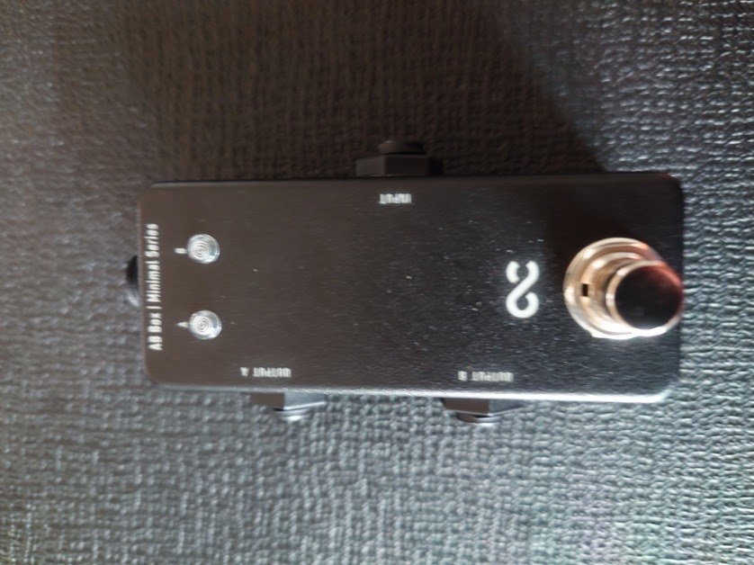 ■【箱付】ONE  CONTROL   AB BOX エフェクター One Control Minimal Series AB Box – OneControl