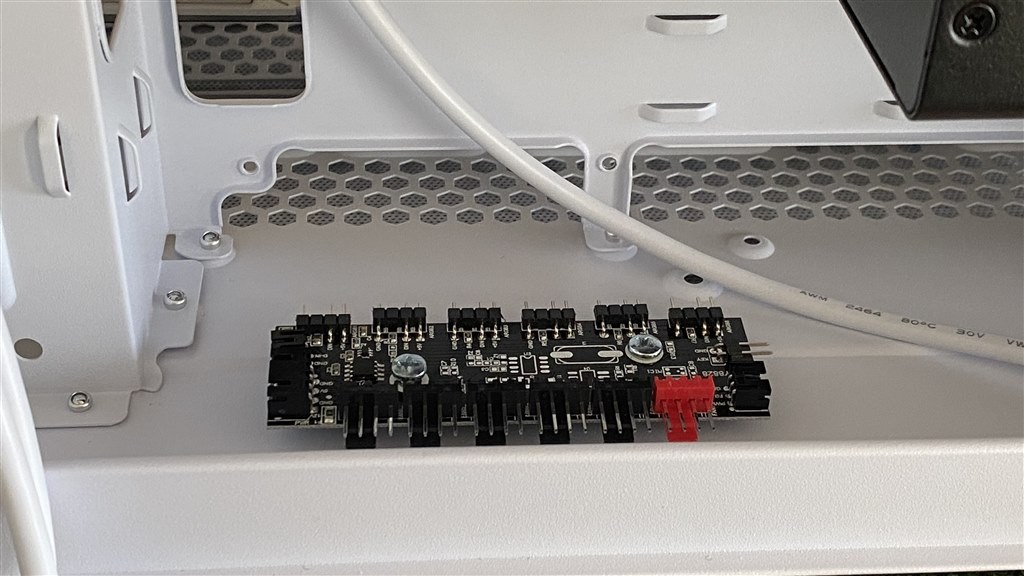 もうちょっと安かったらな・・・』 PCCOOLER CPS C3T500-ARGB-WH