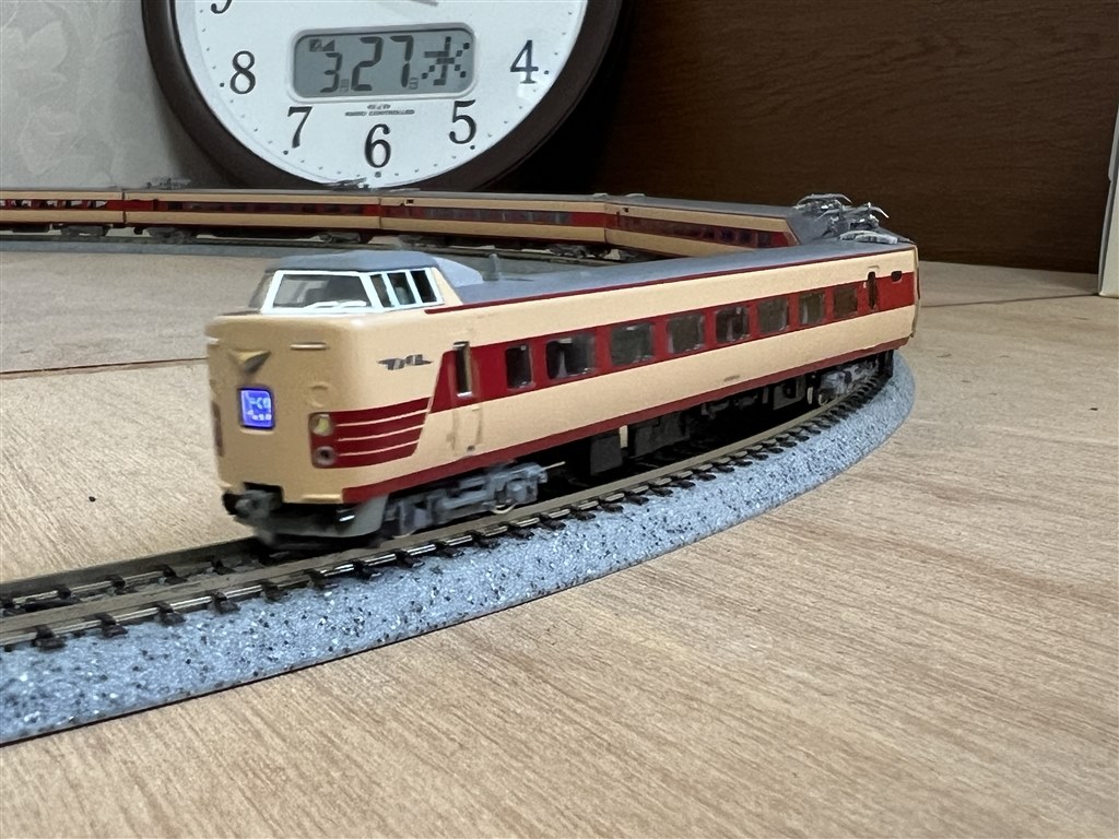 4月から引退するので、記念として購入しました』 カトー 381系