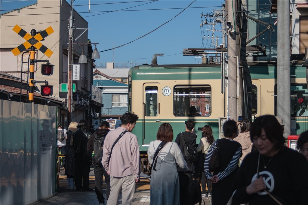 Canon EOS-30D【美品・完全動作品】フィルム写真に近い描写【作例あり】 自然な色」と言うだけでは伝えきれないリアルな色表現』 CANON EOS 30D