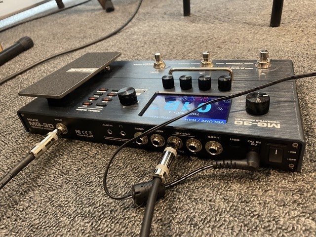 価格、機能、音質の三拍子が揃った小型マルチ』 NUX MG-30 高村
