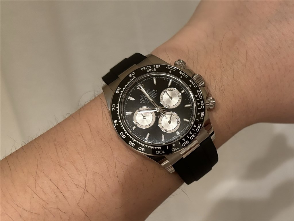 ブライトブラックがキレイです。』 ロレックス コスモグラフ