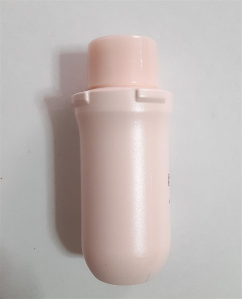 カネボウ DEW モイストリフトエッセンス (レフィル) ハリ美容液