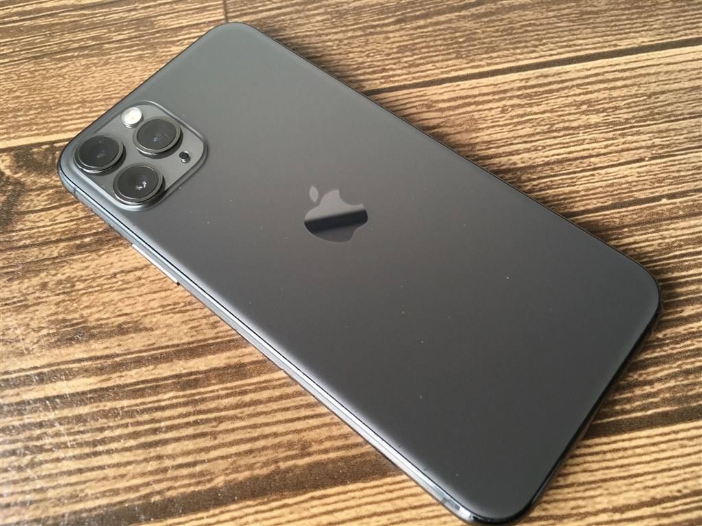 デザインもスペックも満足度良好。コスパ良好なiPhone』 Apple iPhone ...