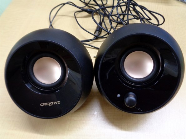 PCスピーカー Pebble X Plus SP-PBLXP-BKA Creative Pebble X Plus RGB ライティングやドライバー サイズを