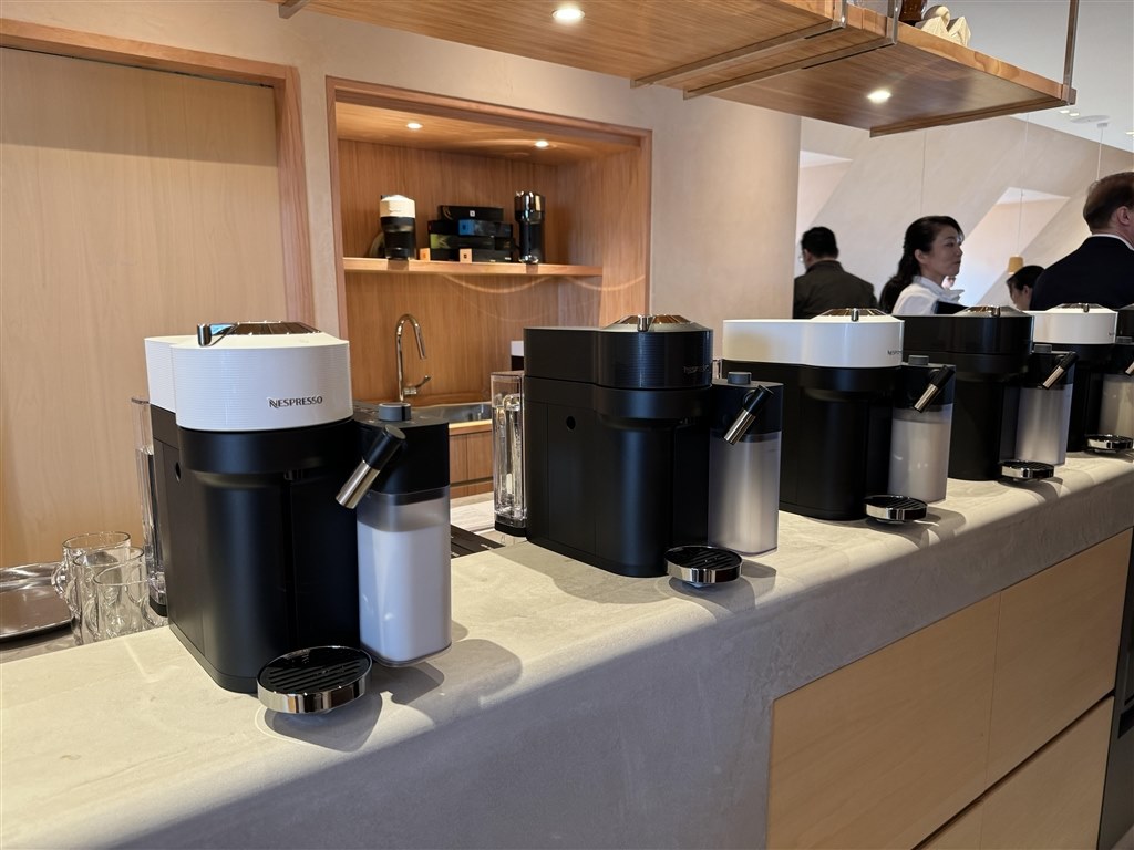 クレマ豊かなカプセルコーヒーがミルクメニューに対応』 ネスプレッソ 