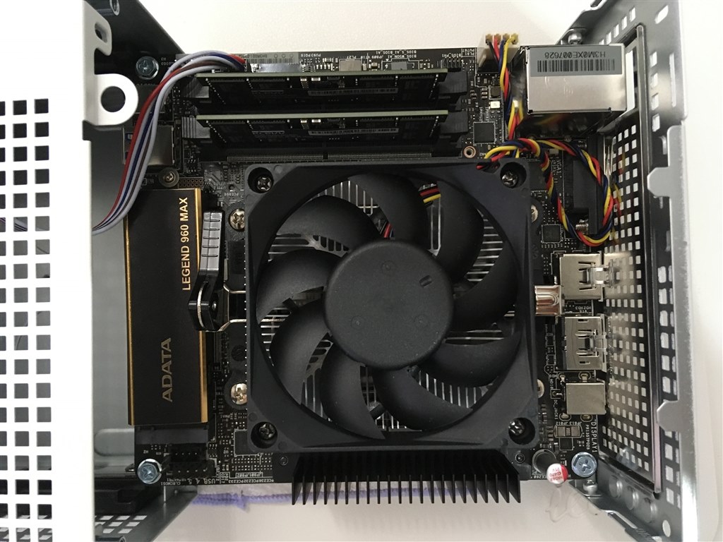 電源・PCケースの3点セットで安い』 ASRock DeskMini X600/W/BB