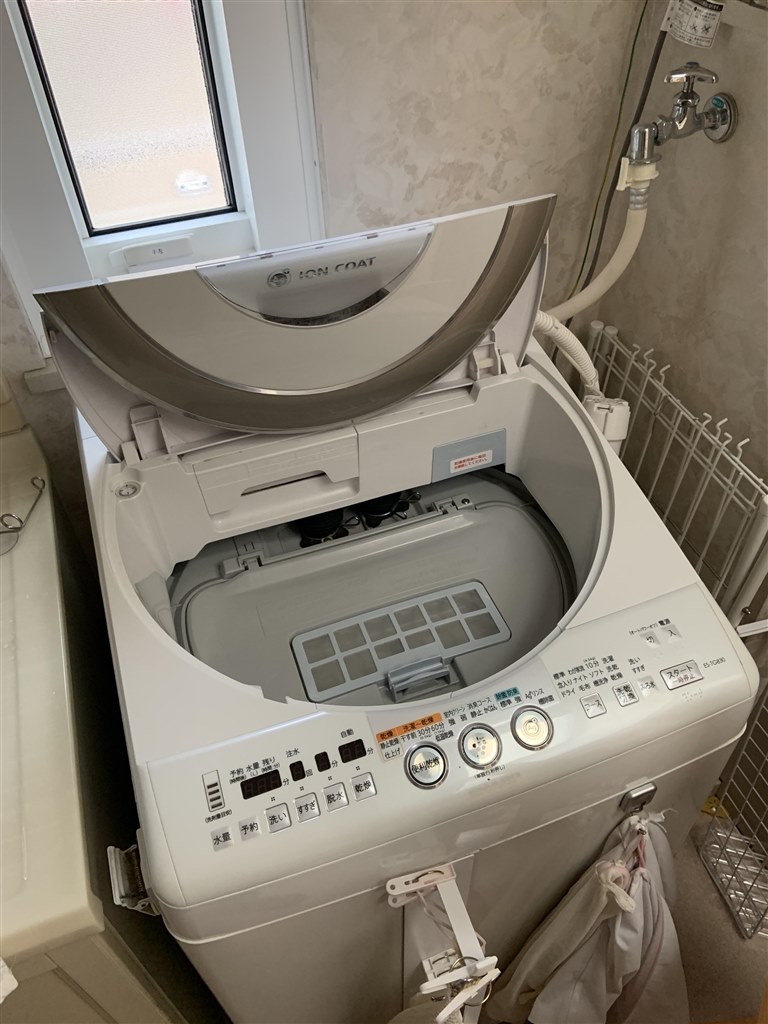 Amazon.co.jp: シャープ 上面アクセス 穴なし槽 全自動洗濯機 ES-GE7G-W ホワイト 洗濯容量 7kg  幅56.5cm(ボディ幅52.0cm) : 大型家電