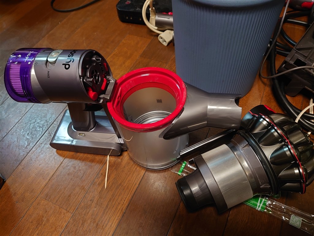 Dyson 掃除機 モーターヘッド付き 収納つき 一部ジャンク（Dyson