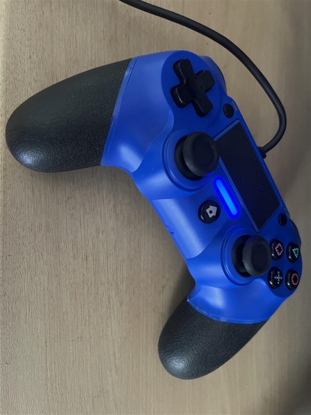 PS4とコントローラー3台ソフト5本 PS4とコントローラー3台ソフト5本 【公式通販】