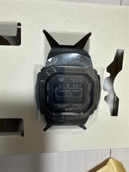 カシオ G-SHOCK ジー・スクワッド DW-H5600EX-1JR 価格比較