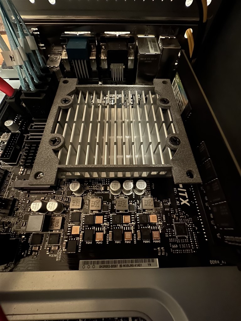 RAID5ストレージ付き、仮想サーバーにしました』 ASRock N100DC RAID5ストレージ付き、仮想サーバーにしました』 ASRock N100DC