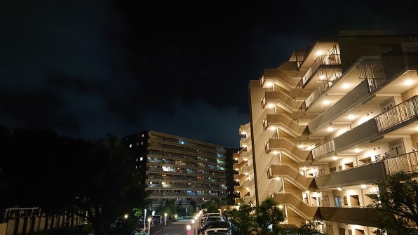 SONY Xperia XZ3 SOV39 au [フォレストグリーン]投稿画像・動画 - 価格.com