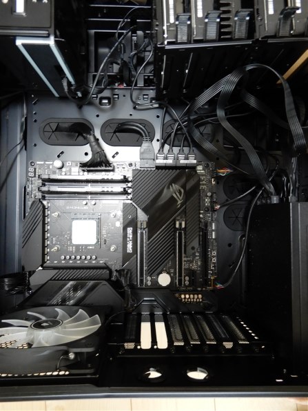 グラフィックボード・グラボ・ビデオカード ASUS ROG CROSSHAIR VIII DARK HERO fwebp