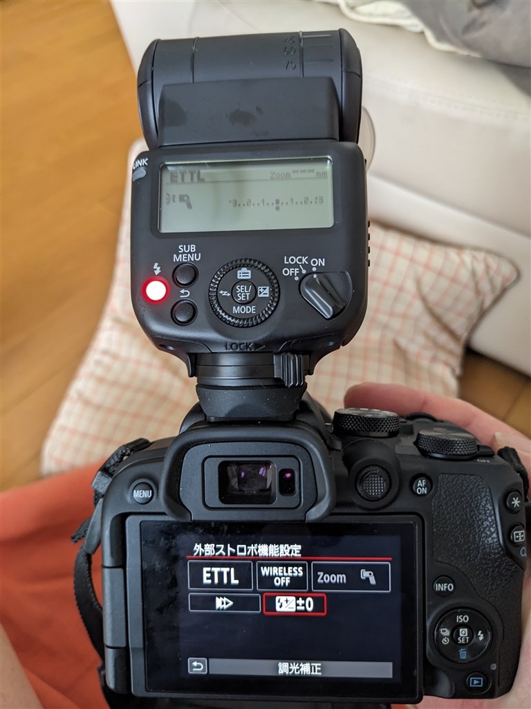 やはり単3電池でキマリ！』 CANON スピードライト EL-10