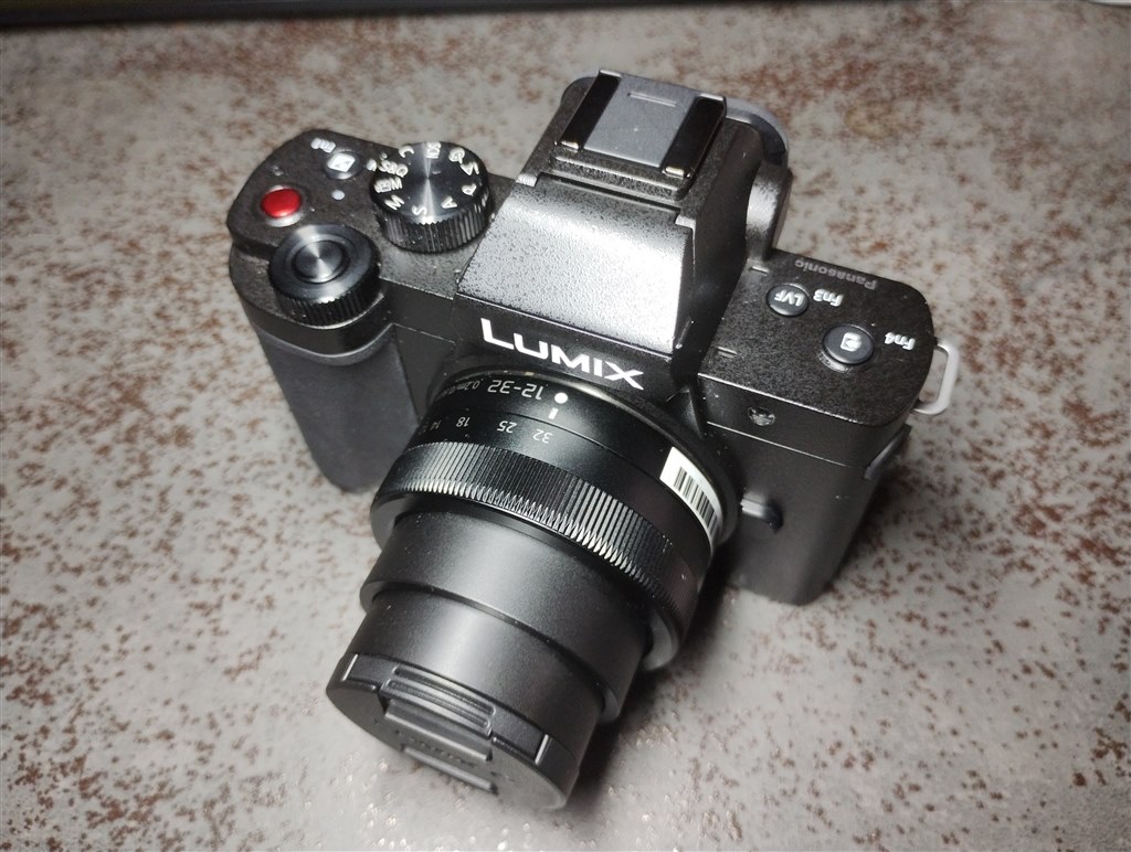 この価格でファインダー付き。入門者にもお薦めの高コスパ一眼 この価格でファインダー付き。入門者にもお薦めの高コスパ一眼
