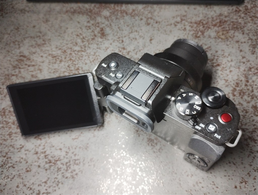この価格でファインダー付き。入門者にもお薦めの高コスパ一眼 この価格でファインダー付き。入門者にもお薦めの高コスパ一眼