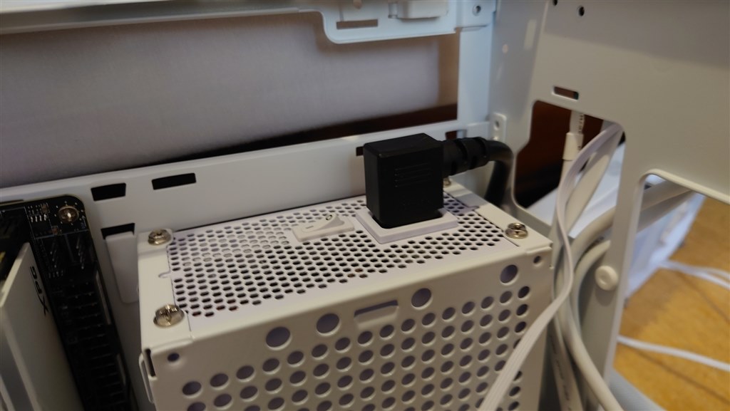 製品の質だけはいい。付属品や仕様変更に対する説明不足 製品の質だけはいい。付属品や仕様変更に対する説明不足