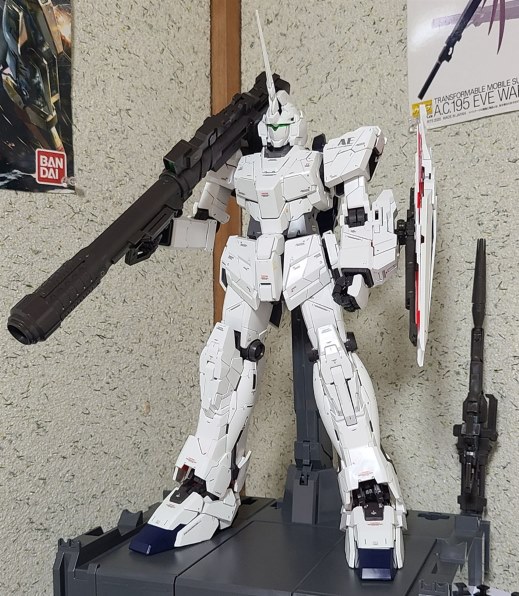 BANDAI PG 1/60 ユニコーンガンダム 価格比較 - 価格.com