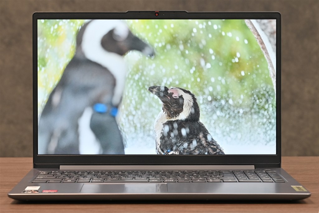 SDメモリーカードスロット付きで高コスパなのが魅力』 Lenovo IdeaPad