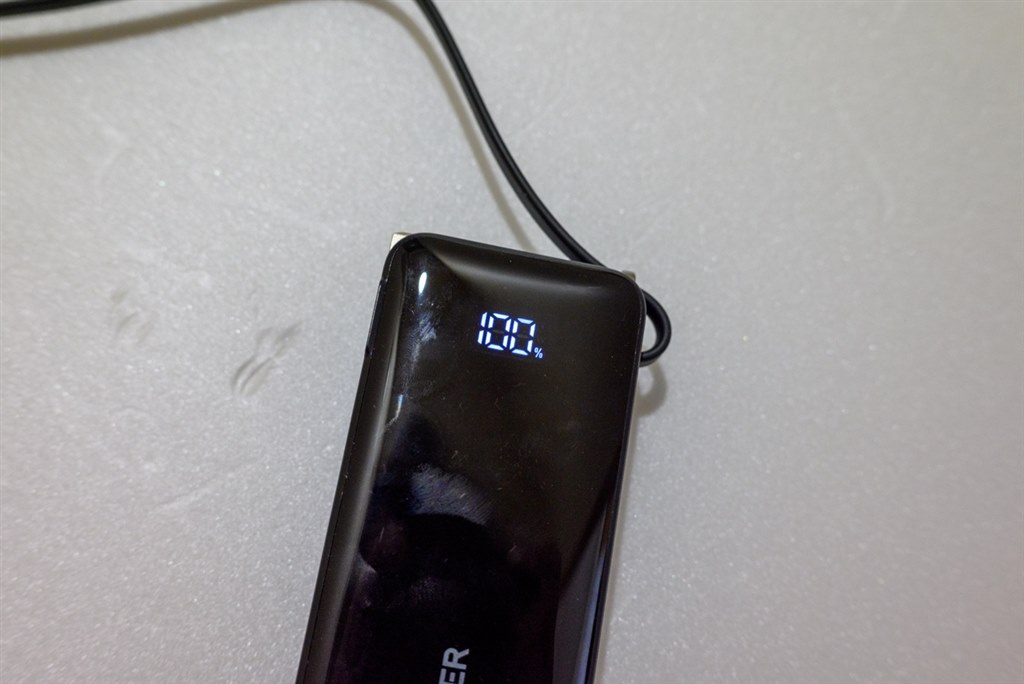 Anker アンカー Power Bank A1637N11 (ブラック) ANKER Power Bank (10000mAh Fusion Built-In USB-C ケーブル