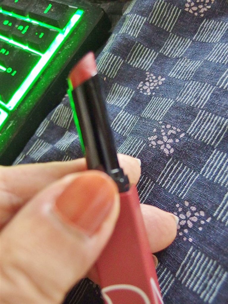 私の好きな色』 NARS パワーマット リップスティック 102 lulululu34