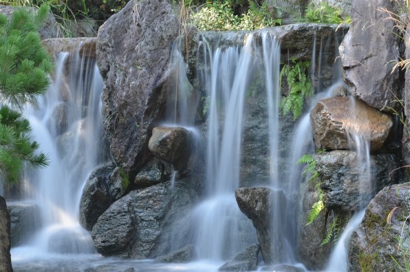 ショット数1780枚！スマホ転送セット☆Nikon D5100☆液晶画面が動く ショット数1780枚！スマホ転送セット☆Nikon D5100☆液晶画面が