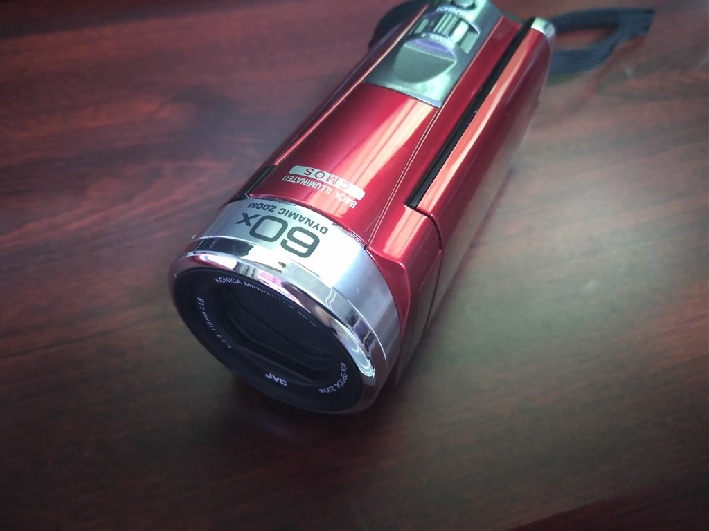 軽量・コンパクトなコスパの良いビデオカメラ』 JVC Everio GZ-E325-R