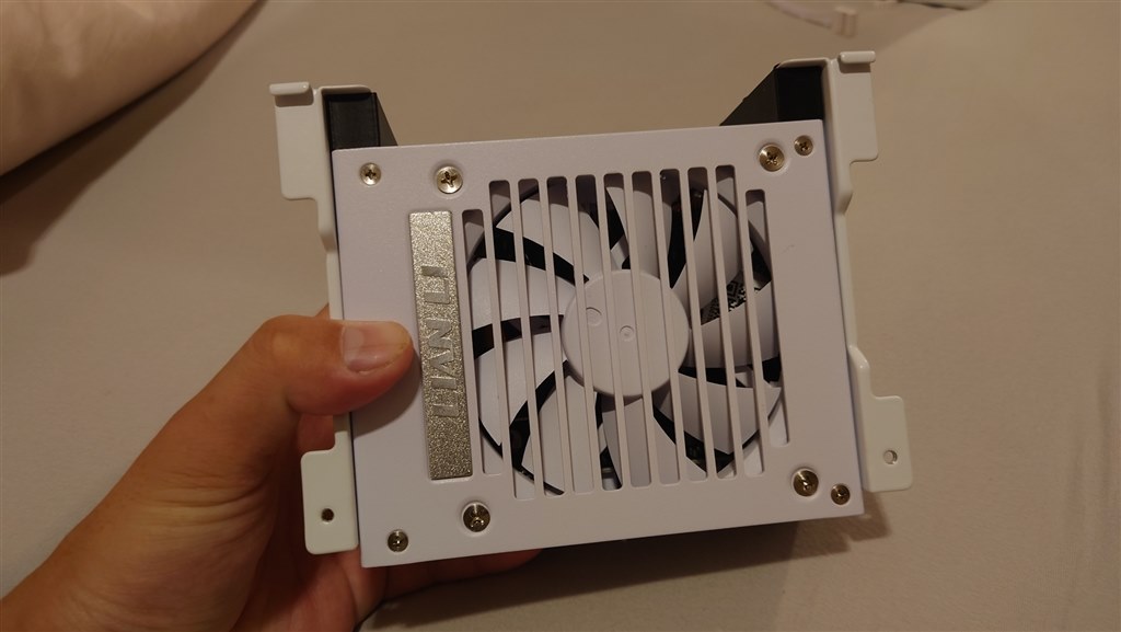 製品の質だけはいい。付属品や仕様変更に対する説明不足