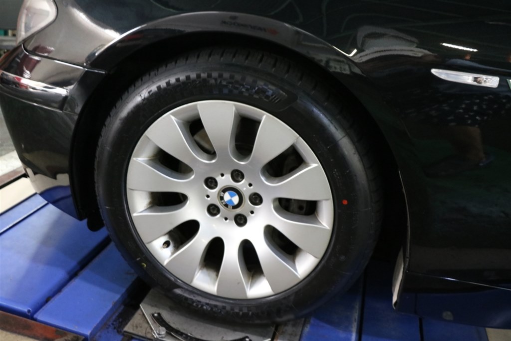 良いタイヤですNS－25 245/50R18 をBMW760LIに装着