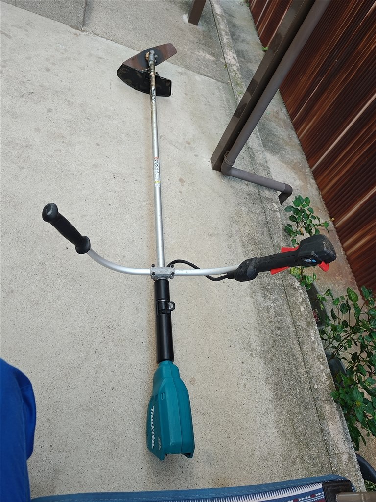 マキタ 電動草刈り機 セット マキタ MUR194DZ 18V充電式草刈機 ウエダ金物【公式サイト】