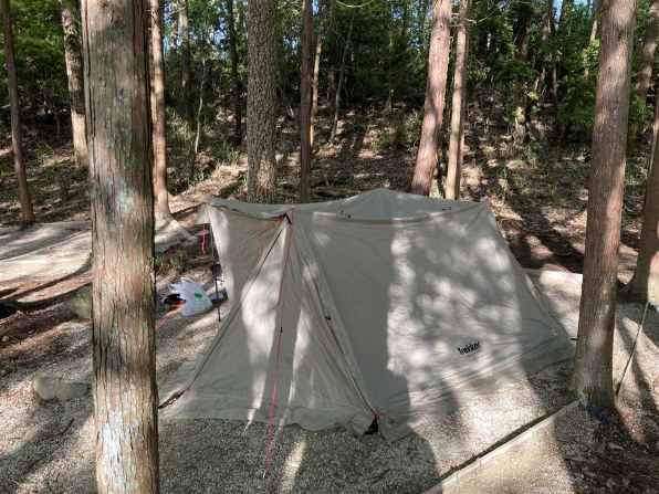 キャプテンスタッグ トレッカー ソロベースUV UA-63 [カーキ