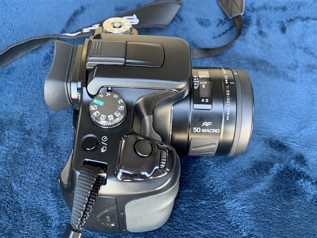 樹脂製ですがズッシリ感があり大満足』 SONY α100 DSLR-A100 ボディ