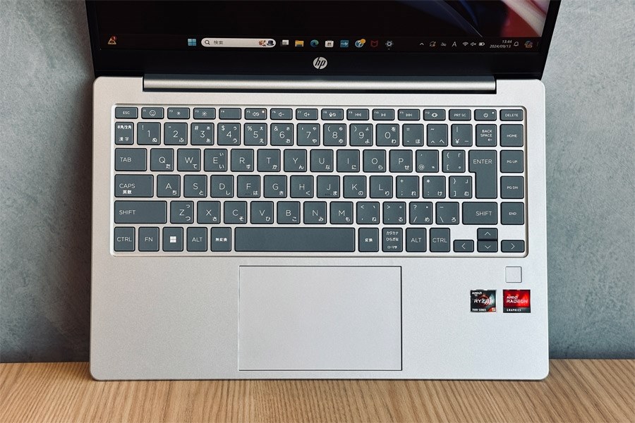 安い、速い、コンパクト！ 高コスパな14型ノートパソコン』 HP HP 14