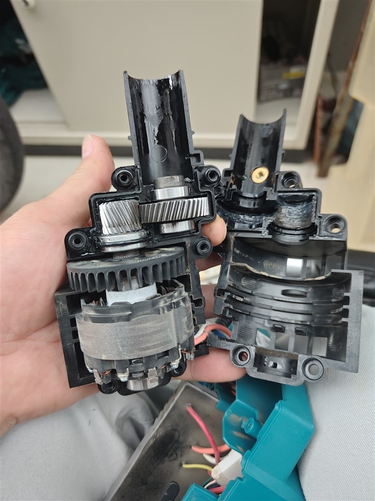 マキタ電動草刈機4台目』 マキタ MUR195UDZ 104hideさんの マキタ電動草刈機4台目』 マキタ MUR195UDZ 104hideさんの
