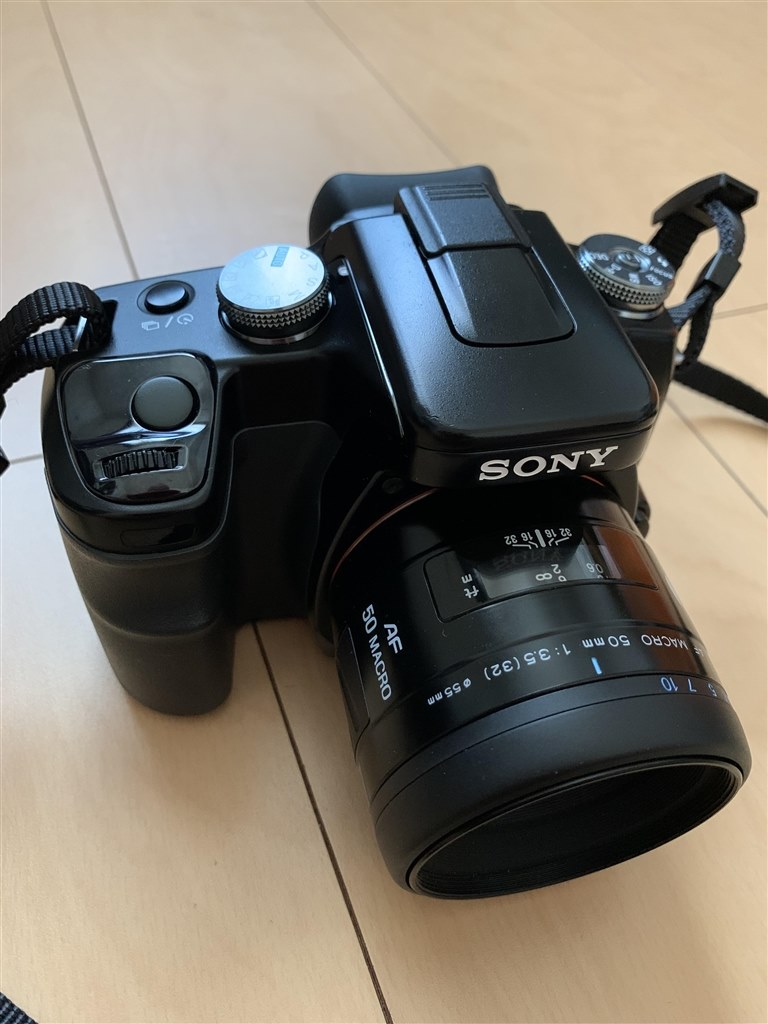樹脂製ですがズッシリ感があり大満足』 SONY α100 DSLR-A100 ボディ