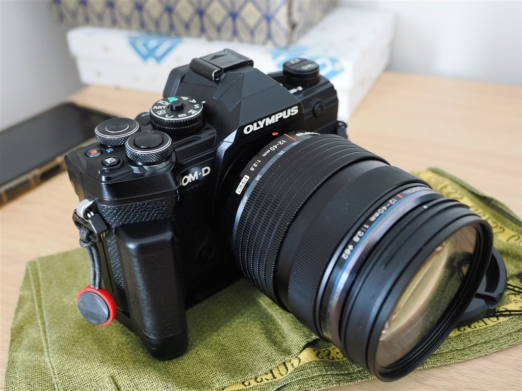 E-M5シリーズの血統を引き継いだ正統後継機』 OMデジタルソリューションズ OM SYSTEM OM-5 ボディ [シルバー]  Michaelsonさんのレビュー評価・評判 - 価格.com