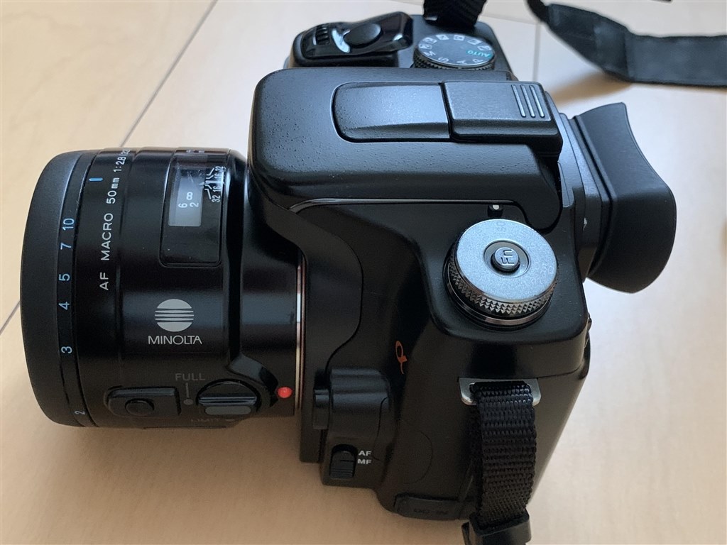 review_760345_f.jpg